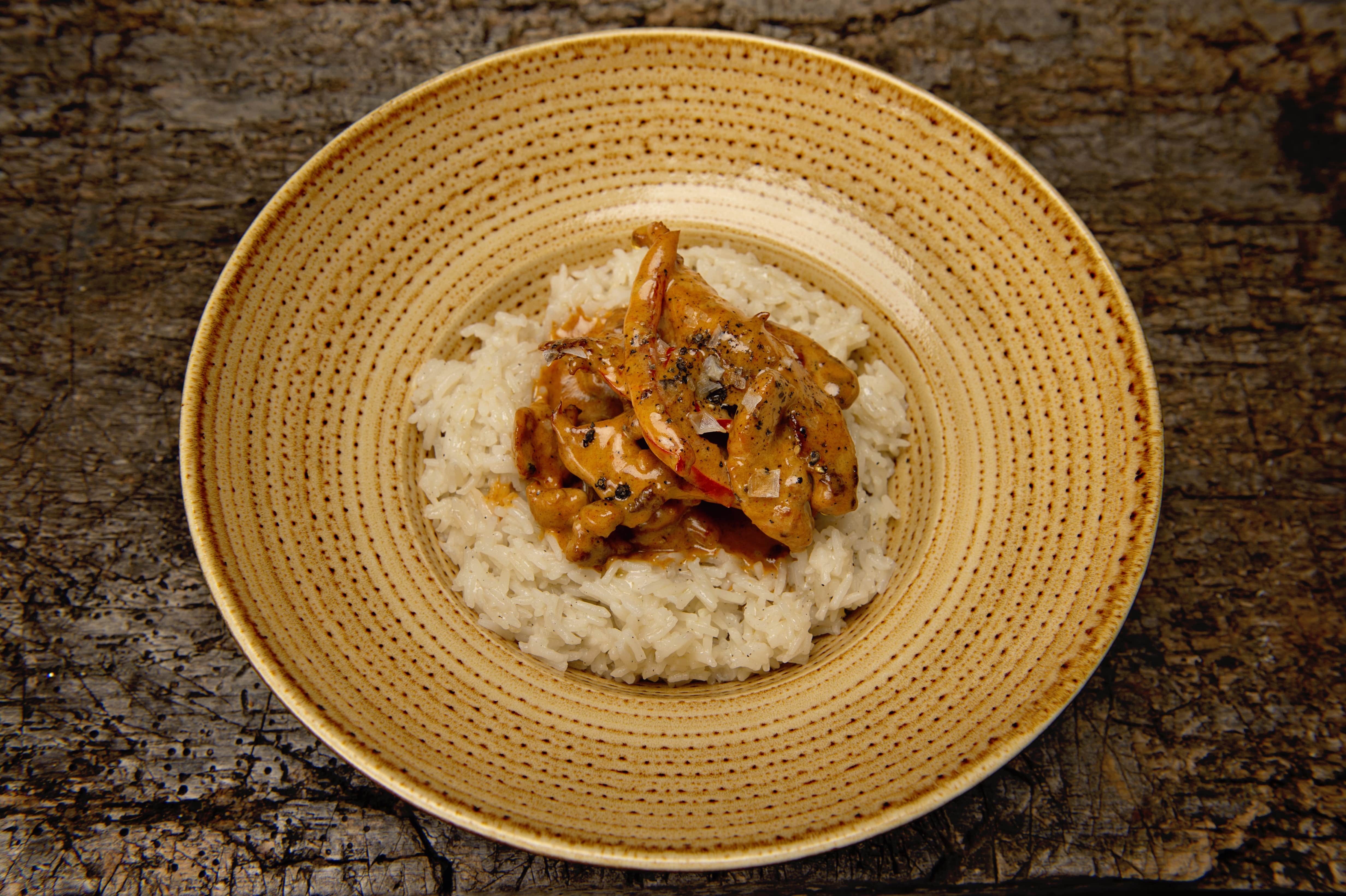 Curry cu pui și orez